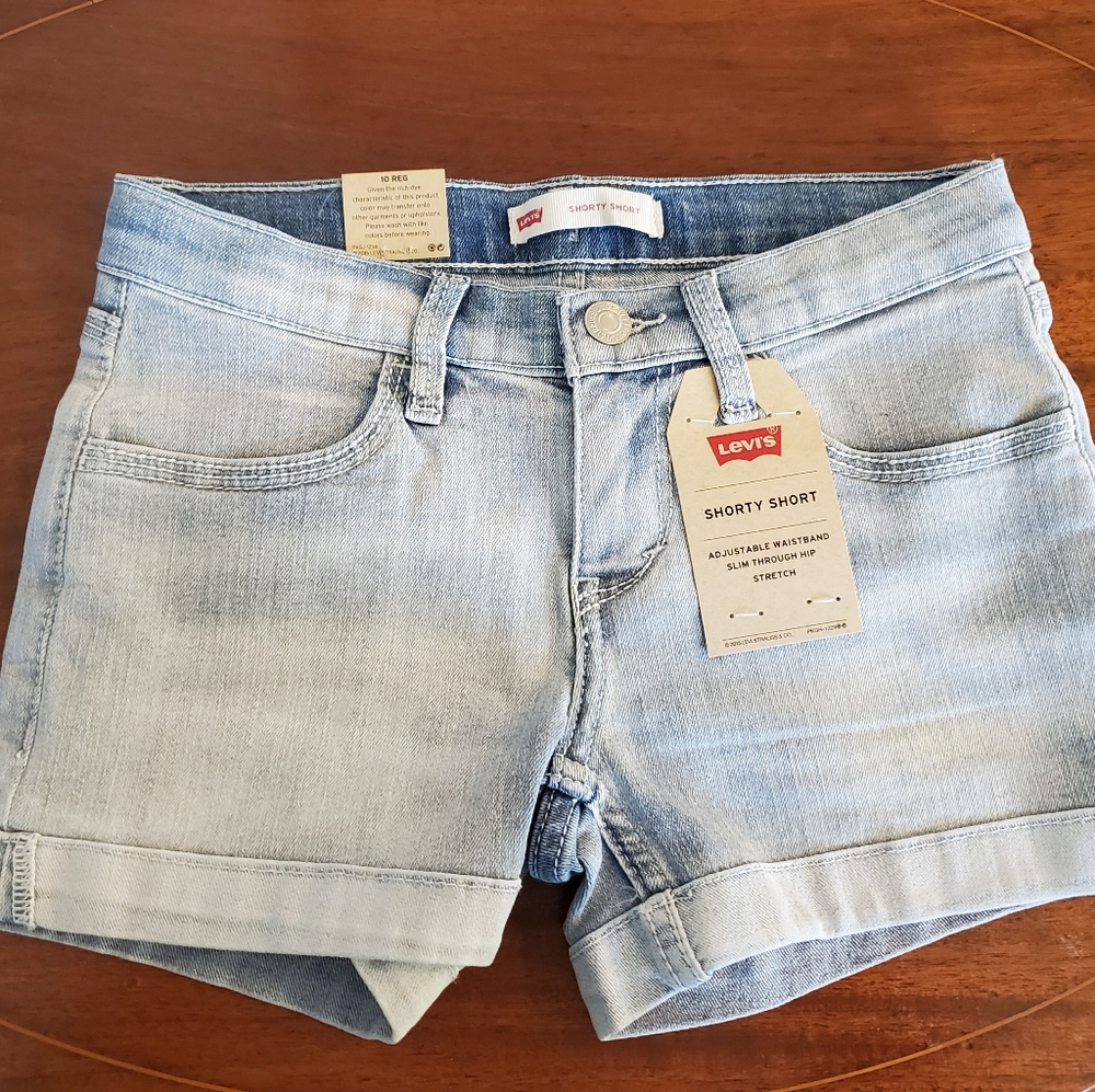 Levi's shorty short